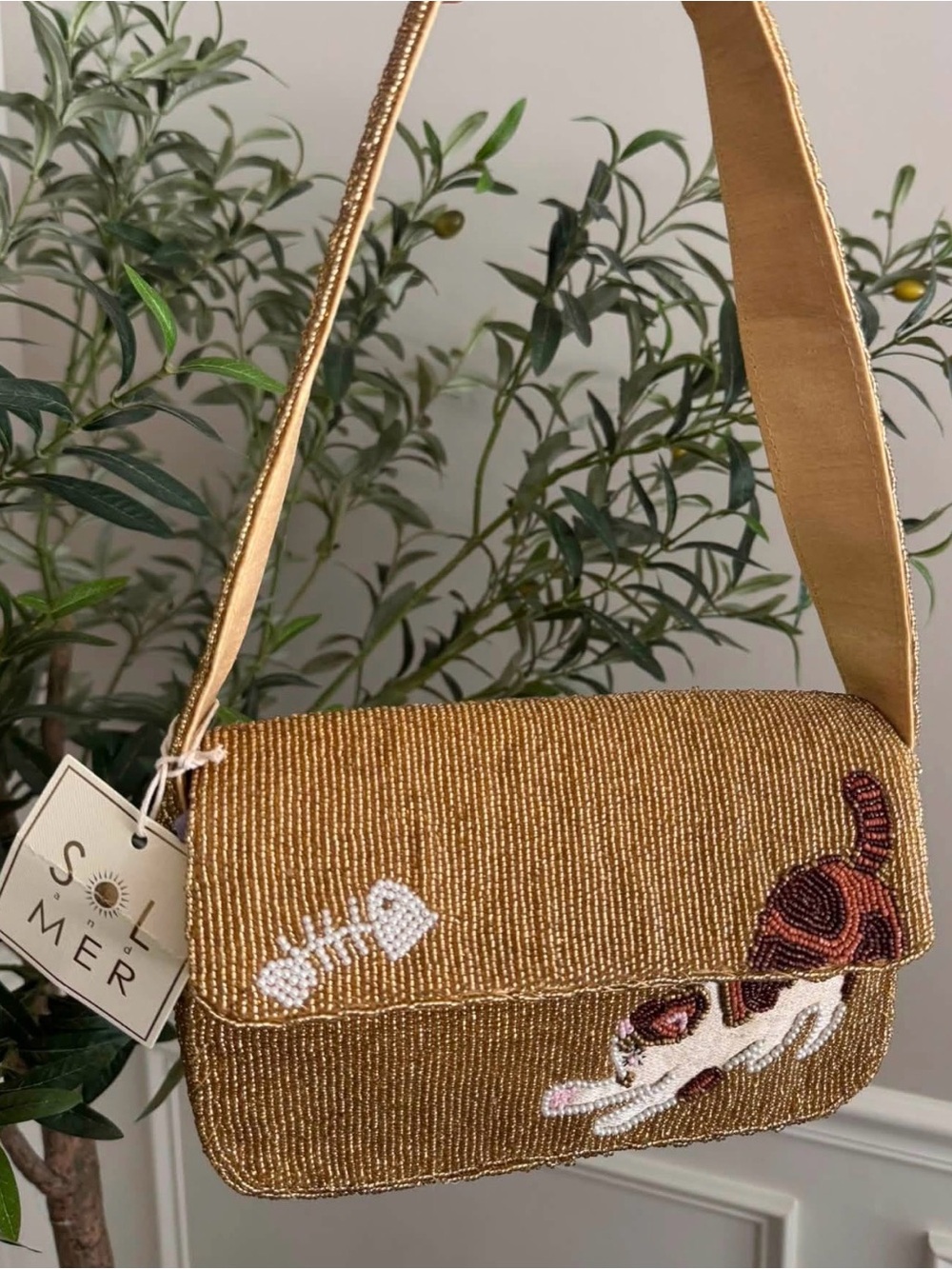 Gold Beaded Shoulder Bag with Cat Motif